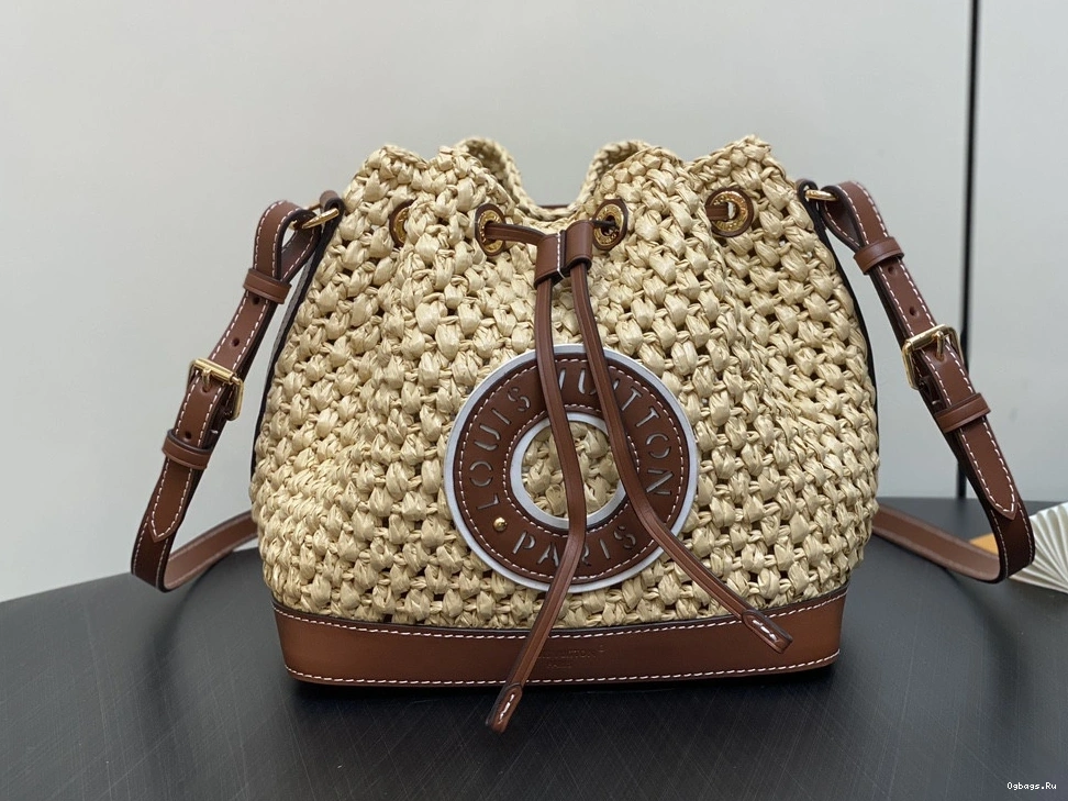 Noé BB-22*24*15CM VUITTON LOUIS 1219